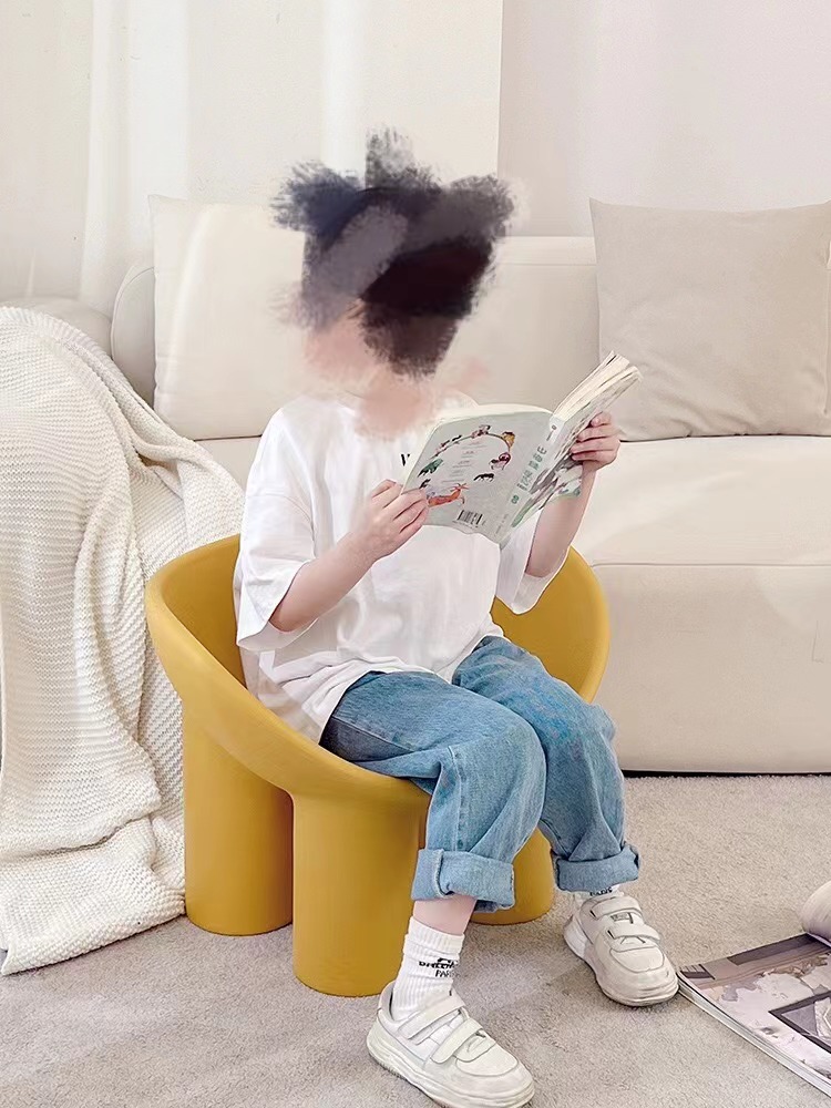 Kids Outdoor Lounge - Roly เก้าอี้กลางแจ้งพร้อมเบาะพลาสติก PE สำหรับเด็กดีไซน์แบบนอร์ดิกทำจากพลาสติก PE เป็นมิตรกับสิ่งแวดล้อม